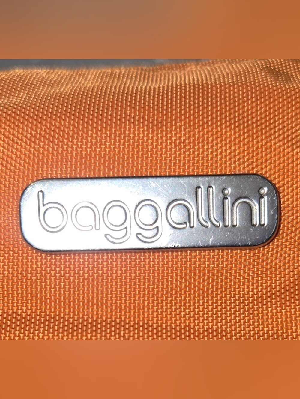 Baggallini Bright Orange Crossbody Shoulder Bag - Picture 3 of 13